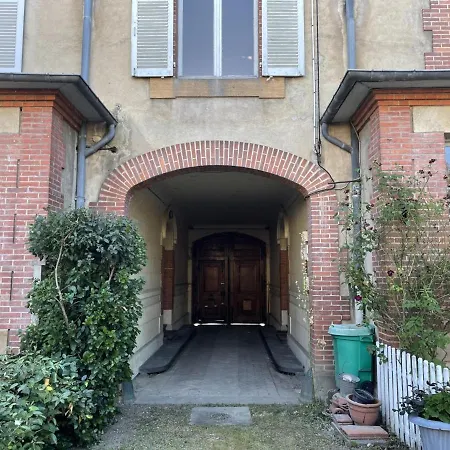 Moulins, 4 Pièces, 6 Personnes - Fr-1-489-382