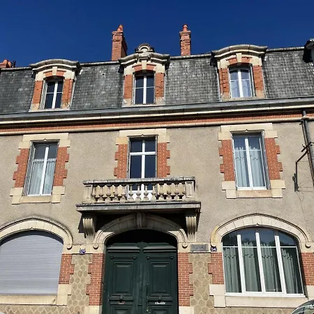 Appartamento Moulins, 4 Pièces, 6 Personnes - Fr-1-489-382